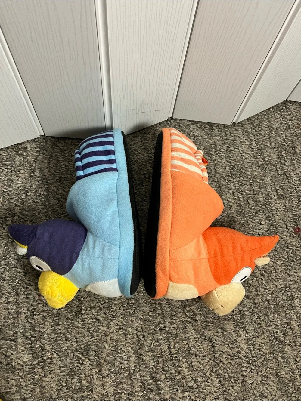 Kids Plush Animal Slippers - Orange & Blue size 5/6